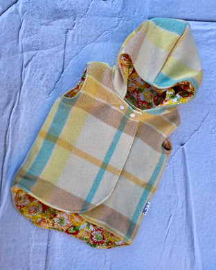 Woollen Vest with hood 12-18 Months